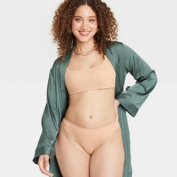 Women's Luxury Brushed Micro No Show Thong Auden Pearl Tan NWT L (12-14) - Picture 3 of 5